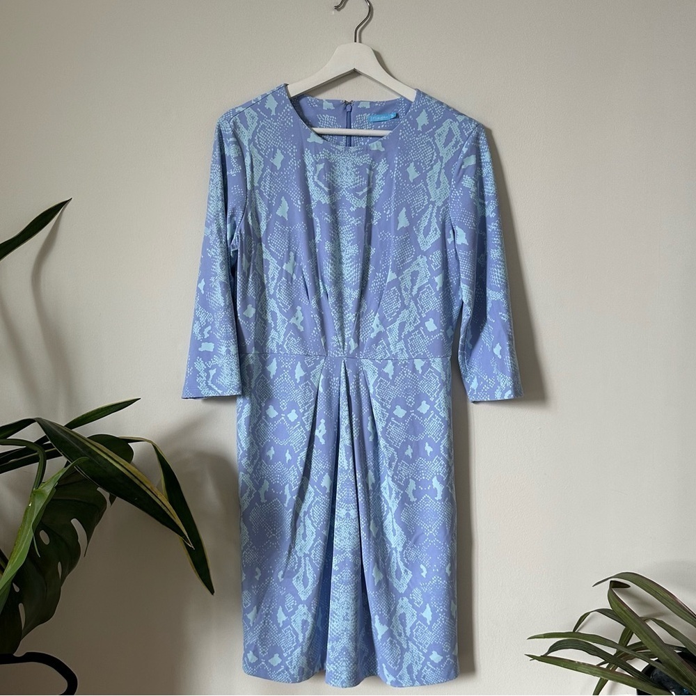 J. McLaughlin Catalina Cloth Lavender/Blue Snakeskin Print Sheath Dress Size M